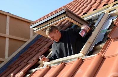 Pose de fenêtres de toit Velux à la Magdeleine